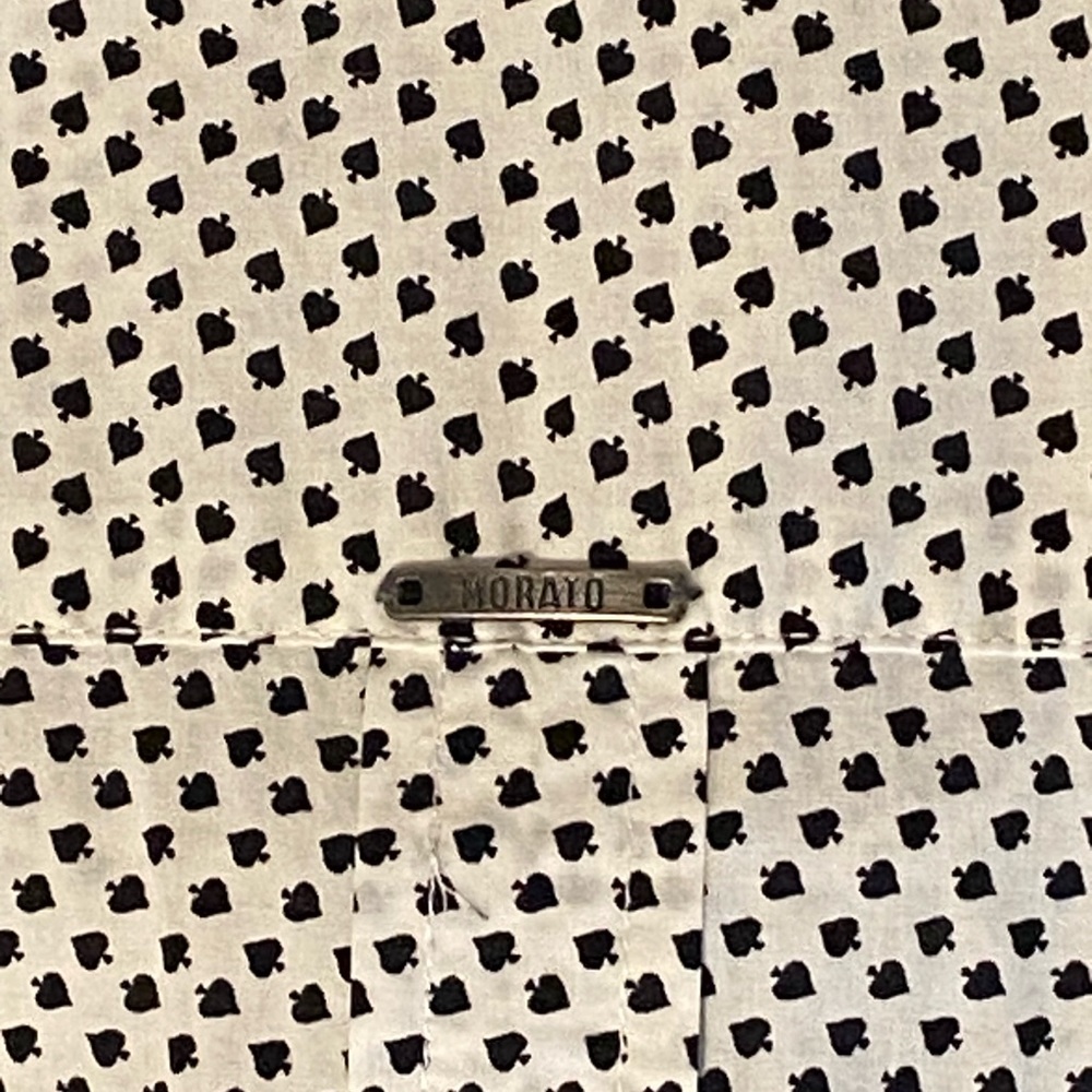 Anthony Morato Button-up - Classy with a little spice! Slim fit, spade print.